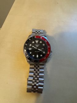 Seiko 5 Black/Red bezel GMT