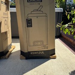 Two Brand New LiftMaster Swing gate Motors : Light Commercial 