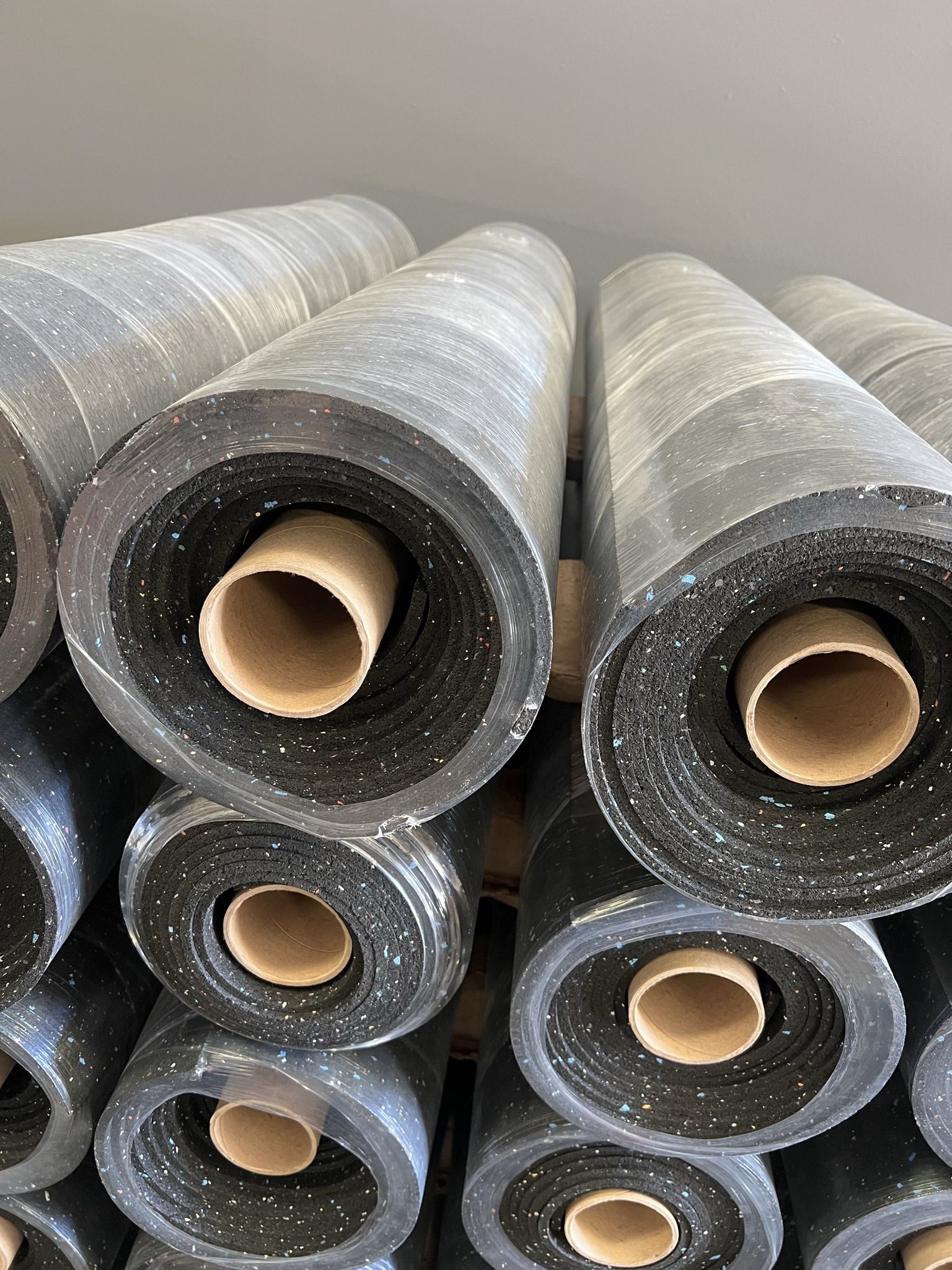 BRAND NEW RUBBER GYM FLOORING ROLLS FREE DELIVERY,All Products : American Fashion Style Bags On Sale