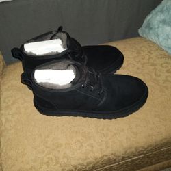 Ugg Model 3236 Size 10
