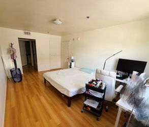 King size wood bed frame + mattress
