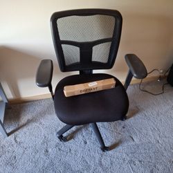 $40 Office Chair.  5 Way Adjustable 