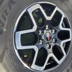 4 GMC SIERRA RIMS&TIRES 275-70R18