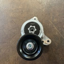 Honda Drive Belt Tensioner