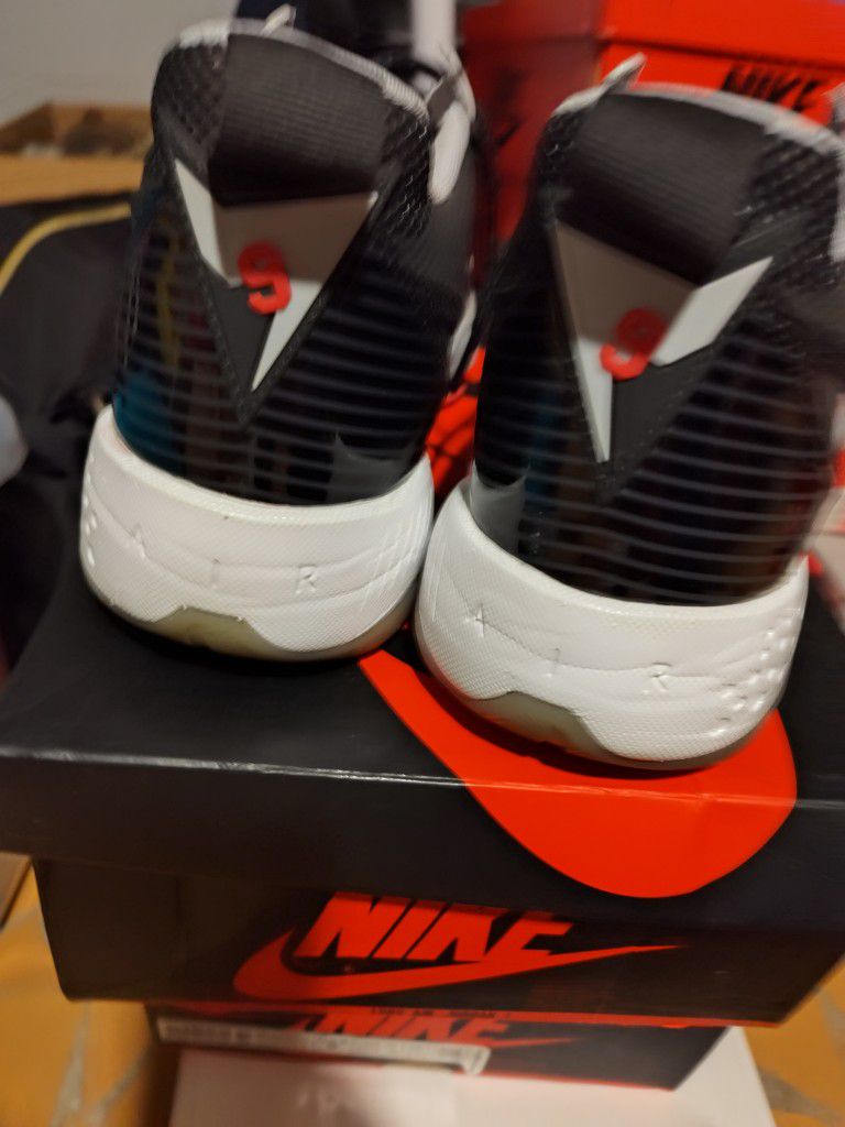 Retro Air Jordans Size 9
