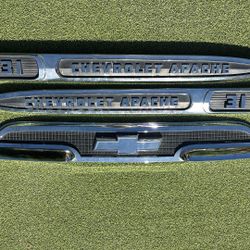 Chevrolet Apache Emblems
