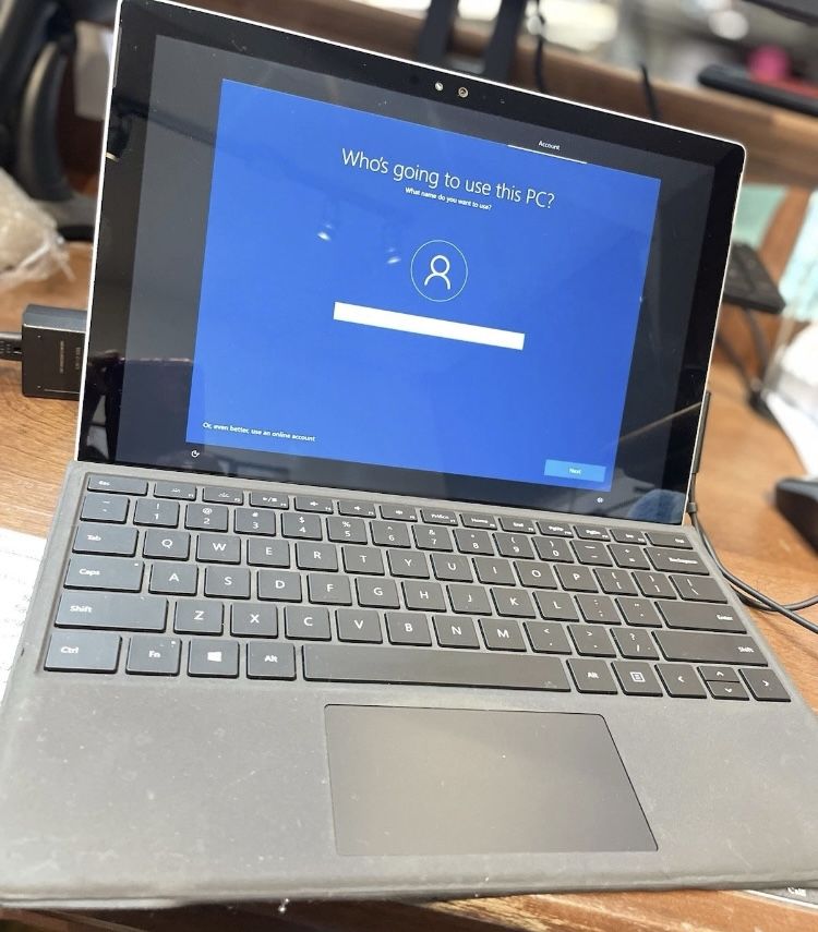 Microsoft Surface Pro4 107584-1 JE
