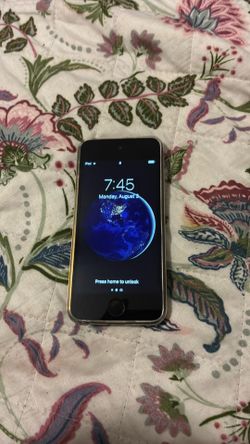 great ipod touch no scratches on it
