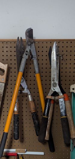 Yard clippers