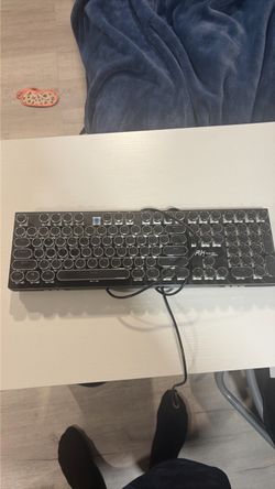 RL royal kludge S108