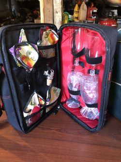 Wine picnic duffel