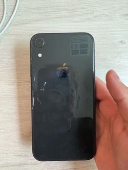 Apple iPhone XR Black – Cracked Back Glass