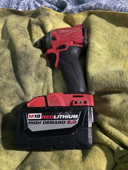 Milwaukee battery 9.0