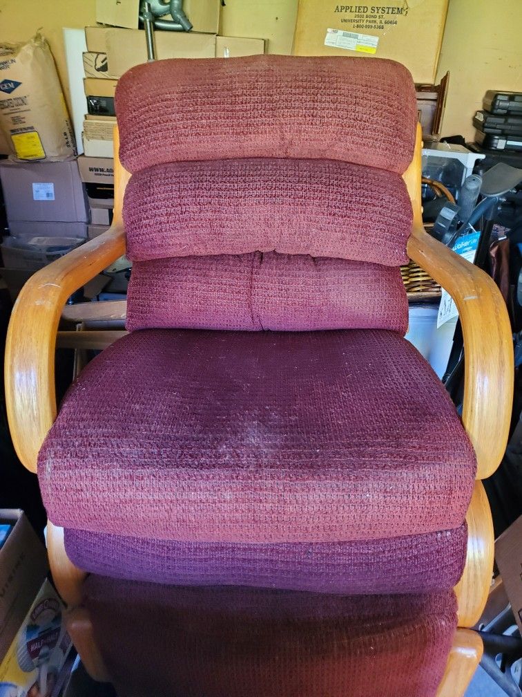 Swivel, rolling & lean back type Chairs