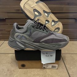 Adidas Yeezy 700 “Teal Blue” Size 13