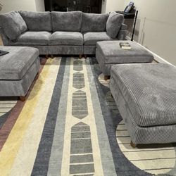 Modular Sofa With 3 Ottomans