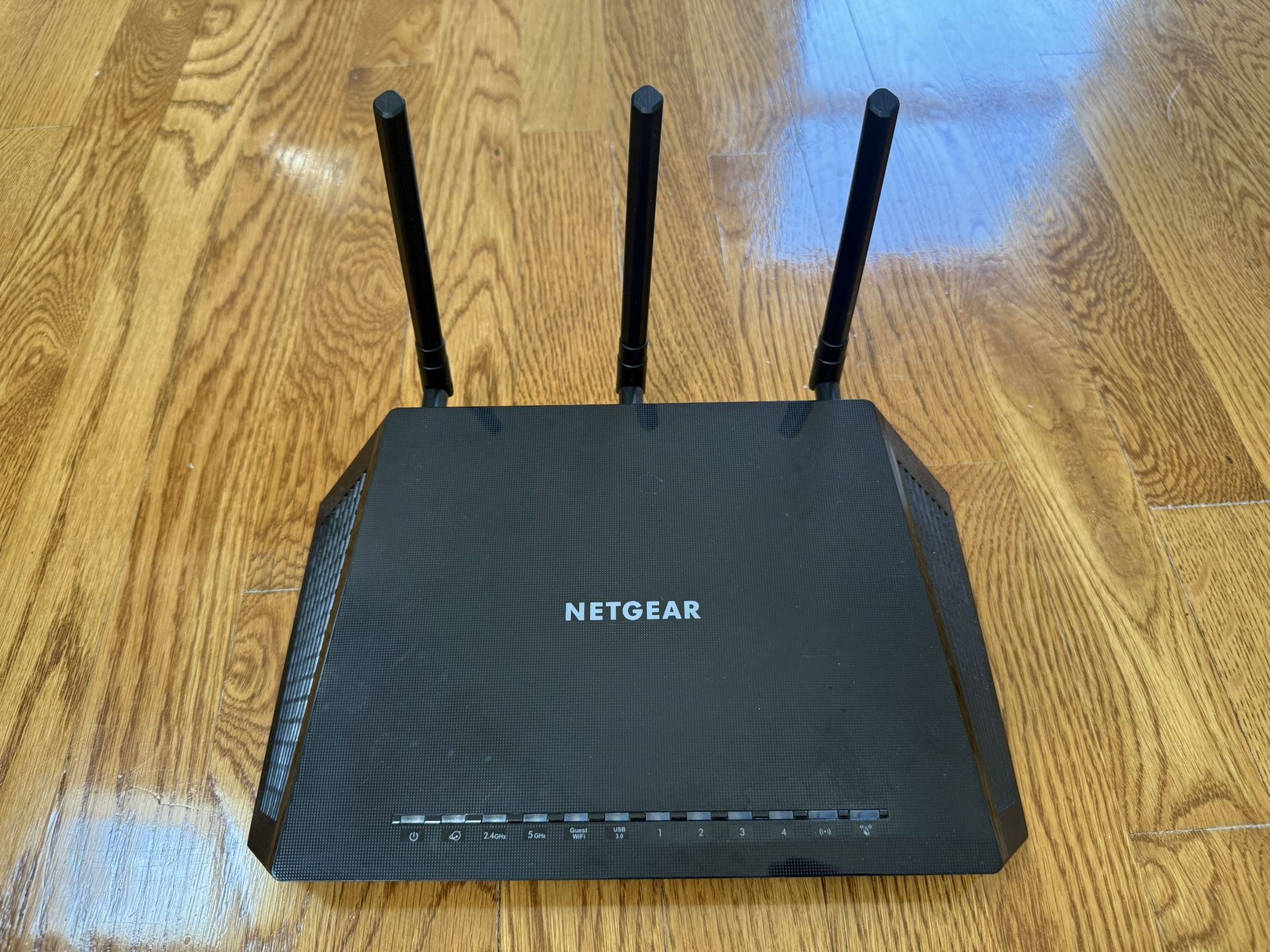 Netgear Nighthawk AC1750 Wi-Fi Router