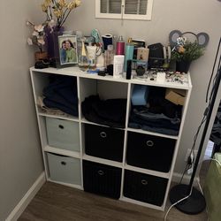 Box shelves