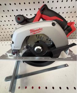 Milwaukee new 61/2” circular saw 18M