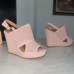 New!! Women Wedges Heels - Multiple Sizes 