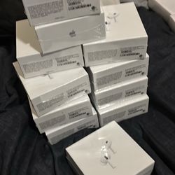 Apple AirPod Pro 2nd Generation Noise Cancellation USB-C