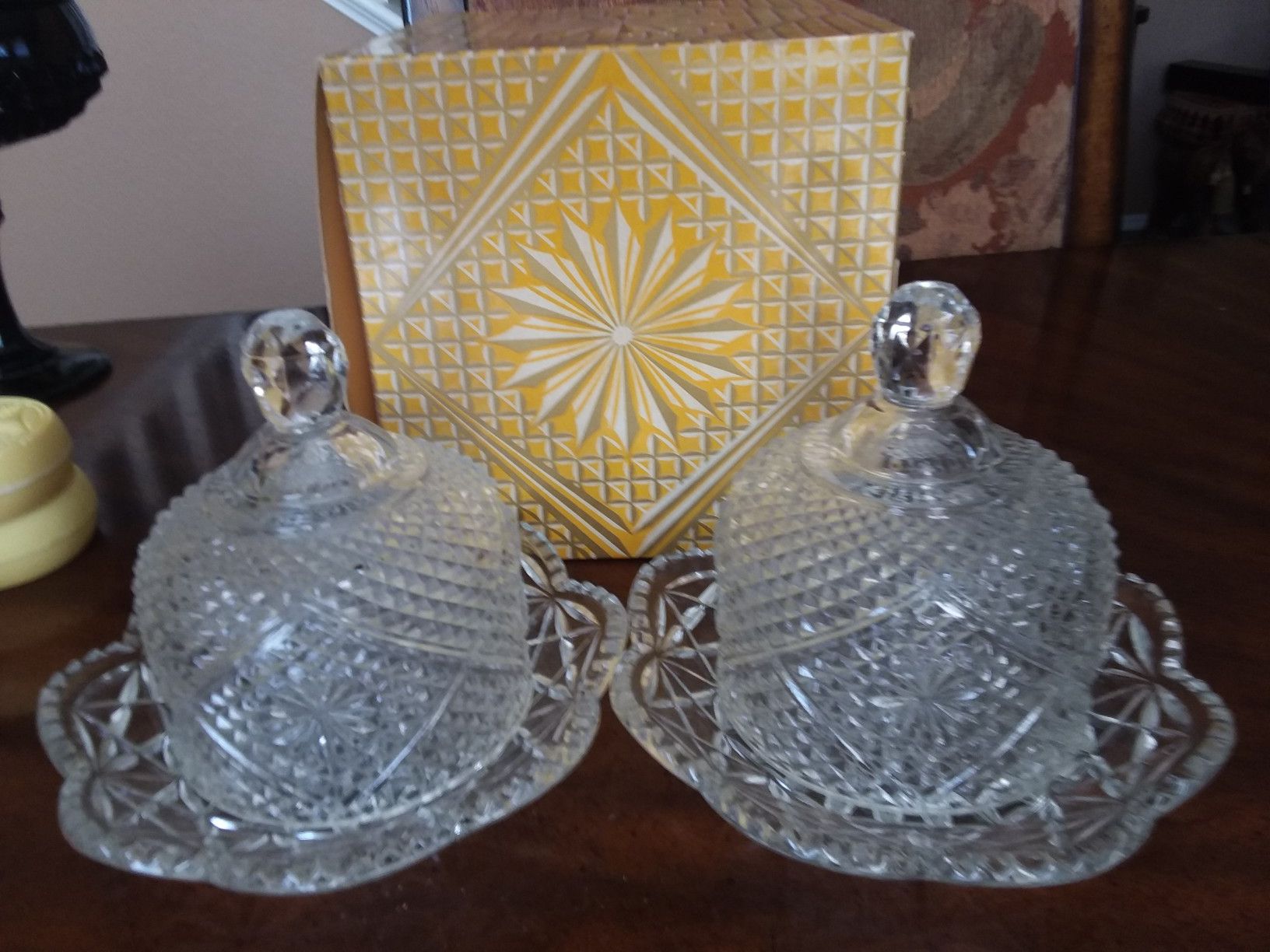 To Crystal domed dishes