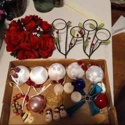 Christmas Ornaments And Decor