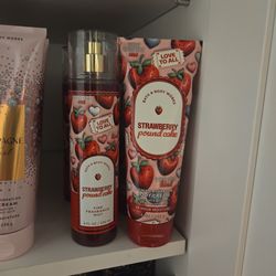 Strawberry pound cake