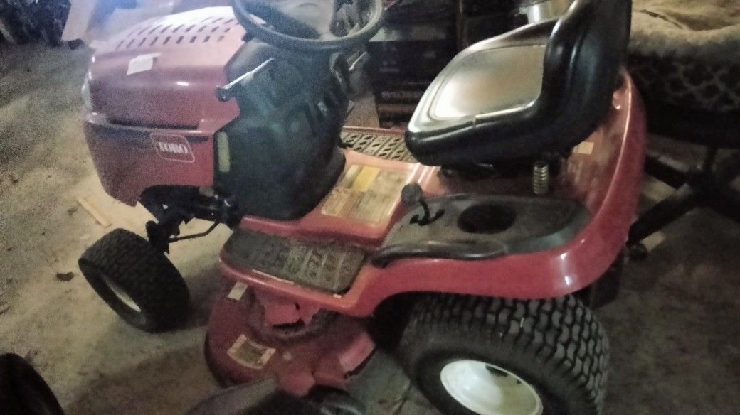 42" Toro Riding Mower 18 Horsepower