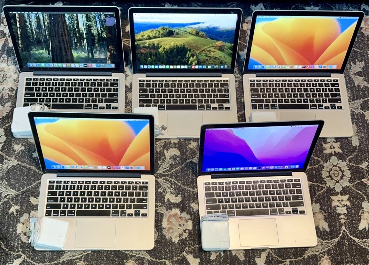 MacBook Pro 13" retina screen, like new. 2.7 ghz i5 dual core ,8 gb ram,121 HD ,Vey fast,Ac Charger