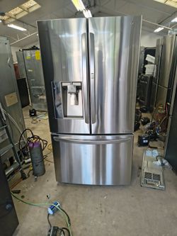 LG Refrigerator stainless steel 4 door