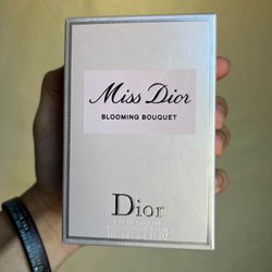 Miss Dior Perfume 3.4 Fl Oz.
