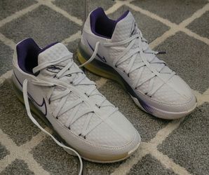 Nike LeBron 17 Low "Lakers Home" - White / Purple / Gold