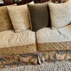 Sofa and Loveseat   Metropolis Furniture Originals