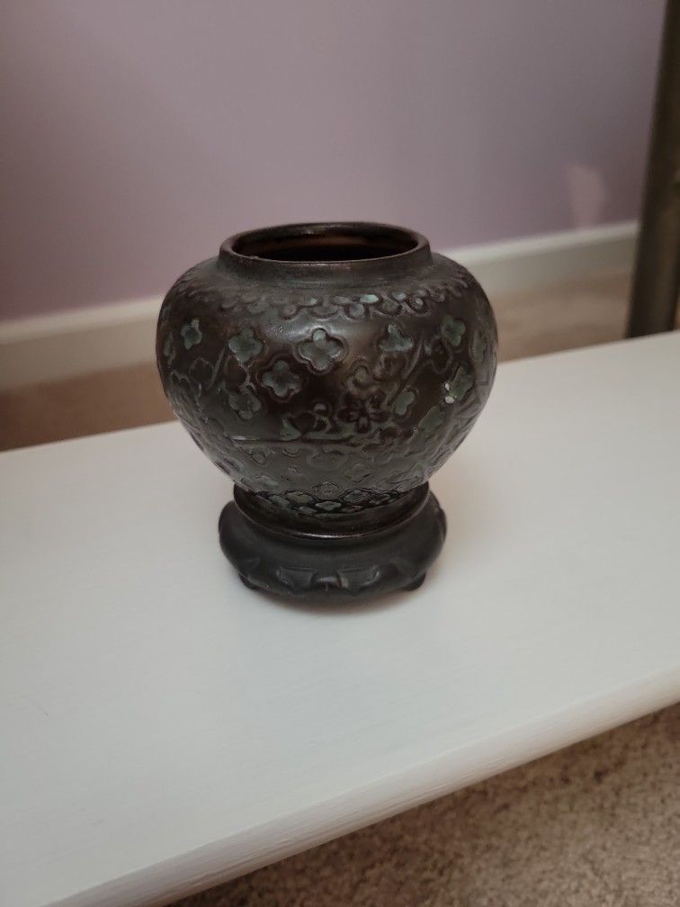 Antique Bronzelain by Inarco 1962 Japan E721/S Asian dark pottery vase
