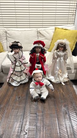 Collectible Dolls (Read Description)