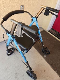 Nova rollator walker