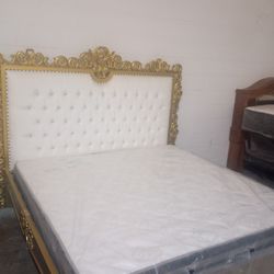 White And Gold Throne Bed