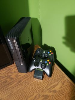 Xbox 360 with controls and games