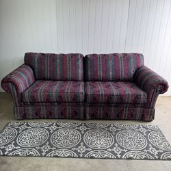 Burgundy striped vintage couch sofa in very good condition