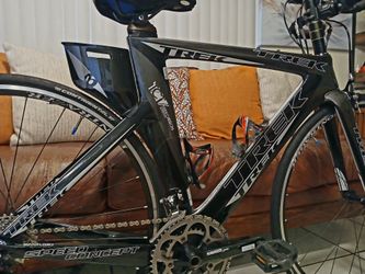 Trek full carbon tri roadbike size 54cm medium SRAM COMPONENTS 20 speeds like new..