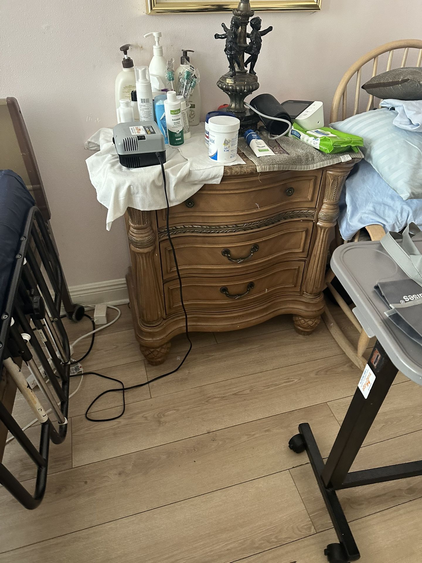 Dresser, Mirror And Two Night Stands