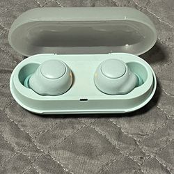 Sony WF-C500 Bluetooth Earbuds In Very Good Condition 