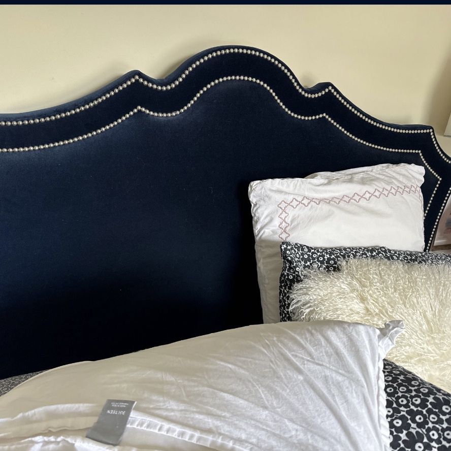 Design Center Queen Upholstered Velvet Bed /headboard 