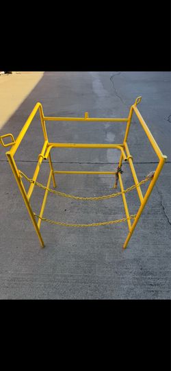 Collapsible Manhole Guard Rail, 33 in x 33 in x 3 1/2 ft, Steel, Yellow