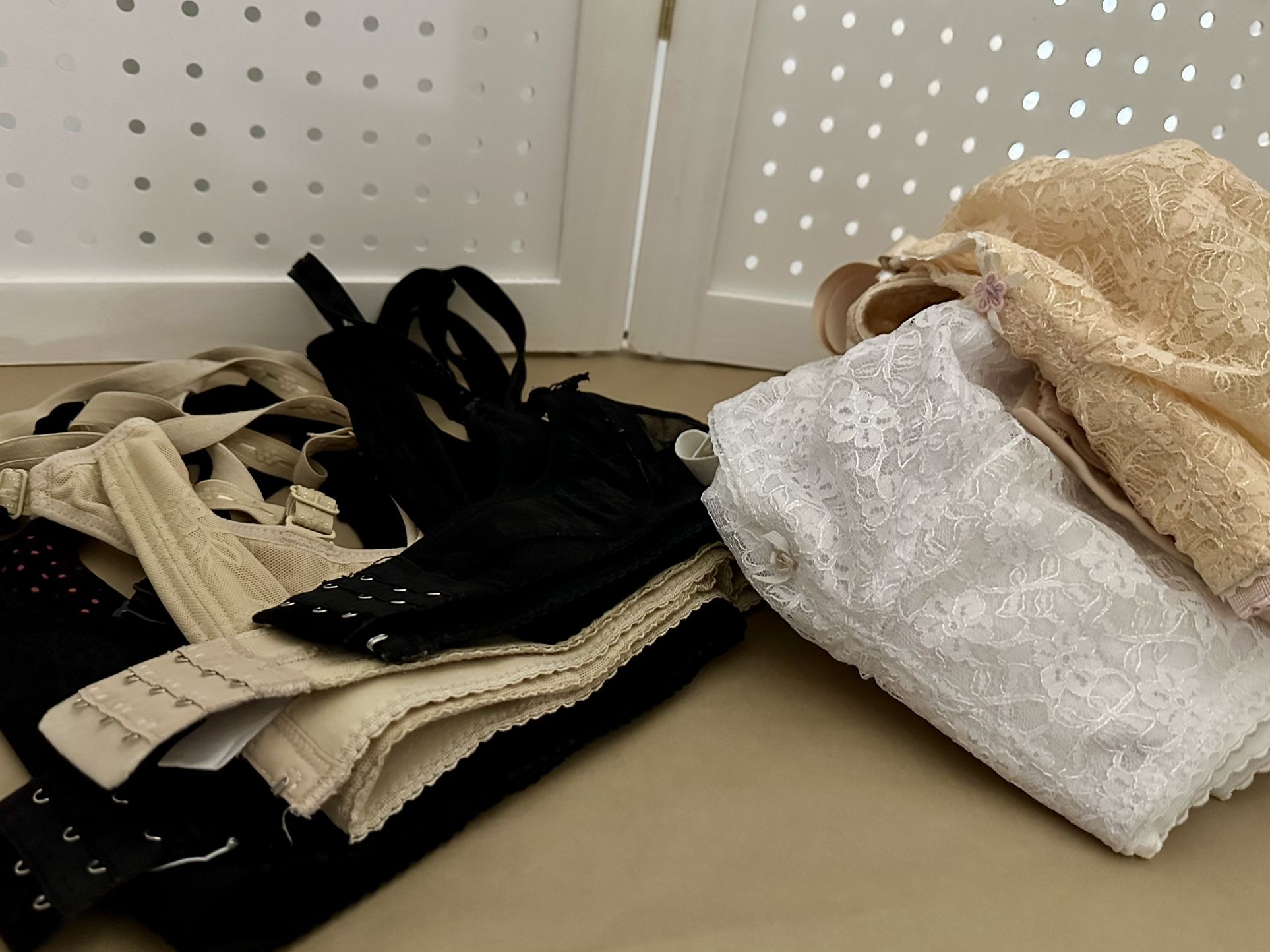 Large Bras And Girdles