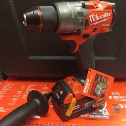 Milwaukee M18 FUEL BRUSHLESS Hammer Drill W/5.0ah BATTERY  