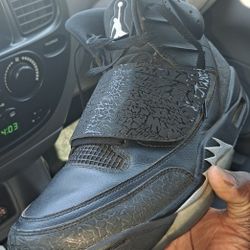 Mens JORDAN SON OF MARS.  SIZE 13. GREAT CONDITION 