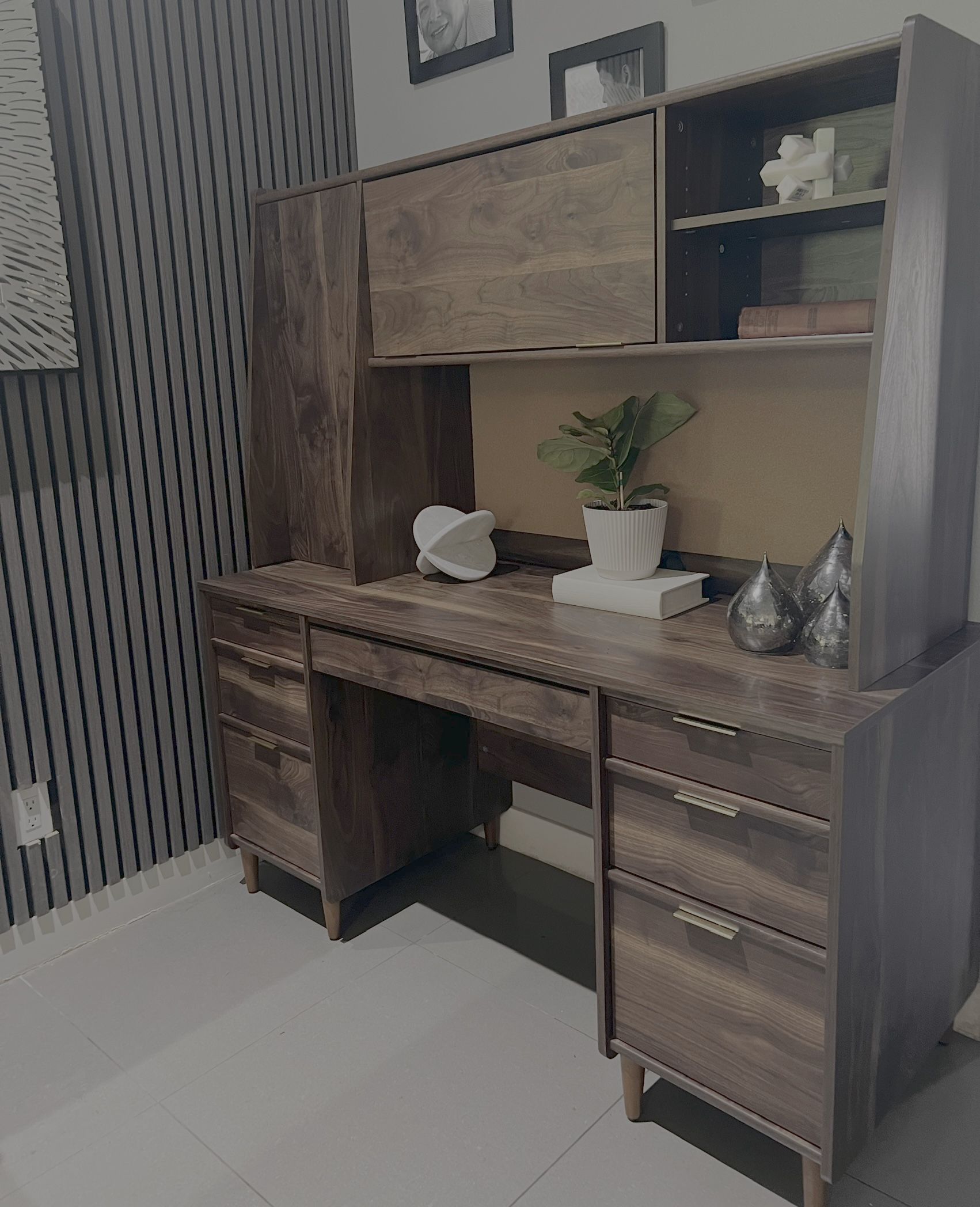 Sander Executive Office Desk and Hutch with Doors, Brown