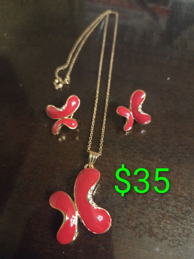 Set De Collar Y Aretes